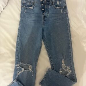 Levi's Medium-Wash Boyfriend Jeans Distressed Style